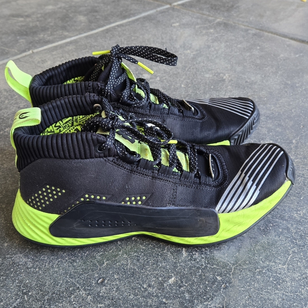 Adidas Dame 5 x Star Wars Lightsaber
